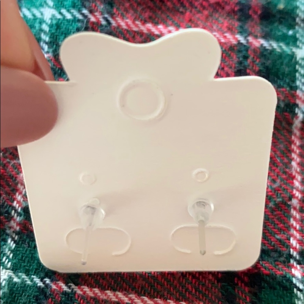 Snowflake earrings! - Picture 2 of 2